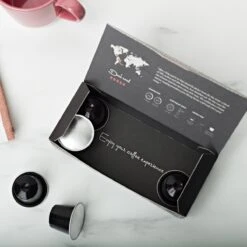 Aroma Club - Nespresso Compatible Capsules (120 St.) - No. 3 Strong George - Intensiteit 5/5 - Espresso - 100% Aluminium Koffiecups 13 Aroma Club - Nespresso Compatible Capsules (120 St.) - No. 3 Strong George - Intensiteit 5/5 - Espresso - 100% Aluminium Koffiecups -Koffie Tijd Winkel 1200x1200 17