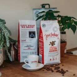 Jones Brothers Coffee Koffiebonen Italian Lover – 6 X 500 Gram 11 Jones Brothers Coffee Koffiebonen Italian Lover – 6 X 500 Gram -Koffie Tijd Winkel 1200x1200 196