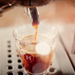 Douwe Egberts Aroma Rood Koffiebonen - 4 X 1000 Gram - Extra Grote Verpakking 16 Douwe Egberts Aroma Rood Koffiebonen - 4 X 1000 Gram - Extra Grote Verpakking -Koffie Tijd Winkel 1200x1200 200