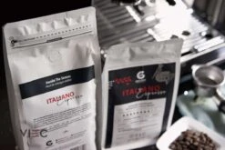 Italiano Espresso Honey Process Vietnamese Koffiebonen Aanbieding 250g GAIA Cafe 18 Italiano Espresso Honey Process Vietnamese Koffiebonen Aanbieding 250g GAIA Cafe -Koffie Tijd Winkel 1200x800 10