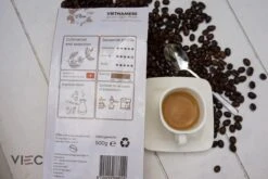 Vietnamese Dark Roast Koffiebonen 500g | 20% Arabica - 80% Robusta | DAM Koffie 13 Vietnamese Dark Roast Koffiebonen 500g | 20% Arabica - 80% Robusta | DAM Koffie -Koffie Tijd Winkel 1200x800 8