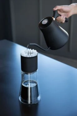 FELLOW - Stagg [XF] Set (Dripper + Carafe) - Handmatige Filterkoffie Set -Koffie Tijd Winkel 800x1200 13
