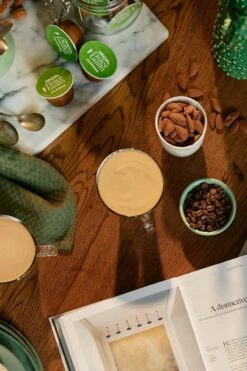 Nescafé Dolce Gusto Almond Macchiato Capsules - Vegan Koffie - 36 Koffiecups 18 Nescafé Dolce Gusto Almond Macchiato Capsules - Vegan Koffie - 36 Koffiecups -Koffie Tijd Winkel 800x1200 2