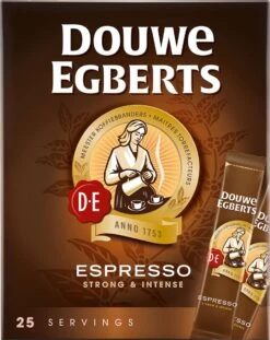 Douwe Egberts Espresso Sticks Oploskoffie - 6 X 25 Zakjes 15 Douwe Egberts Espresso Sticks Oploskoffie - 6 X 25 Zakjes -Koffie Tijd Winkel 954x1200